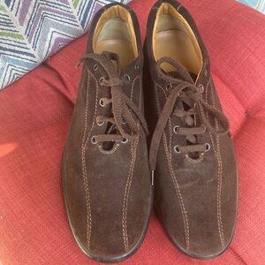 Tod’s brown suede shoes size 8.5 pristine